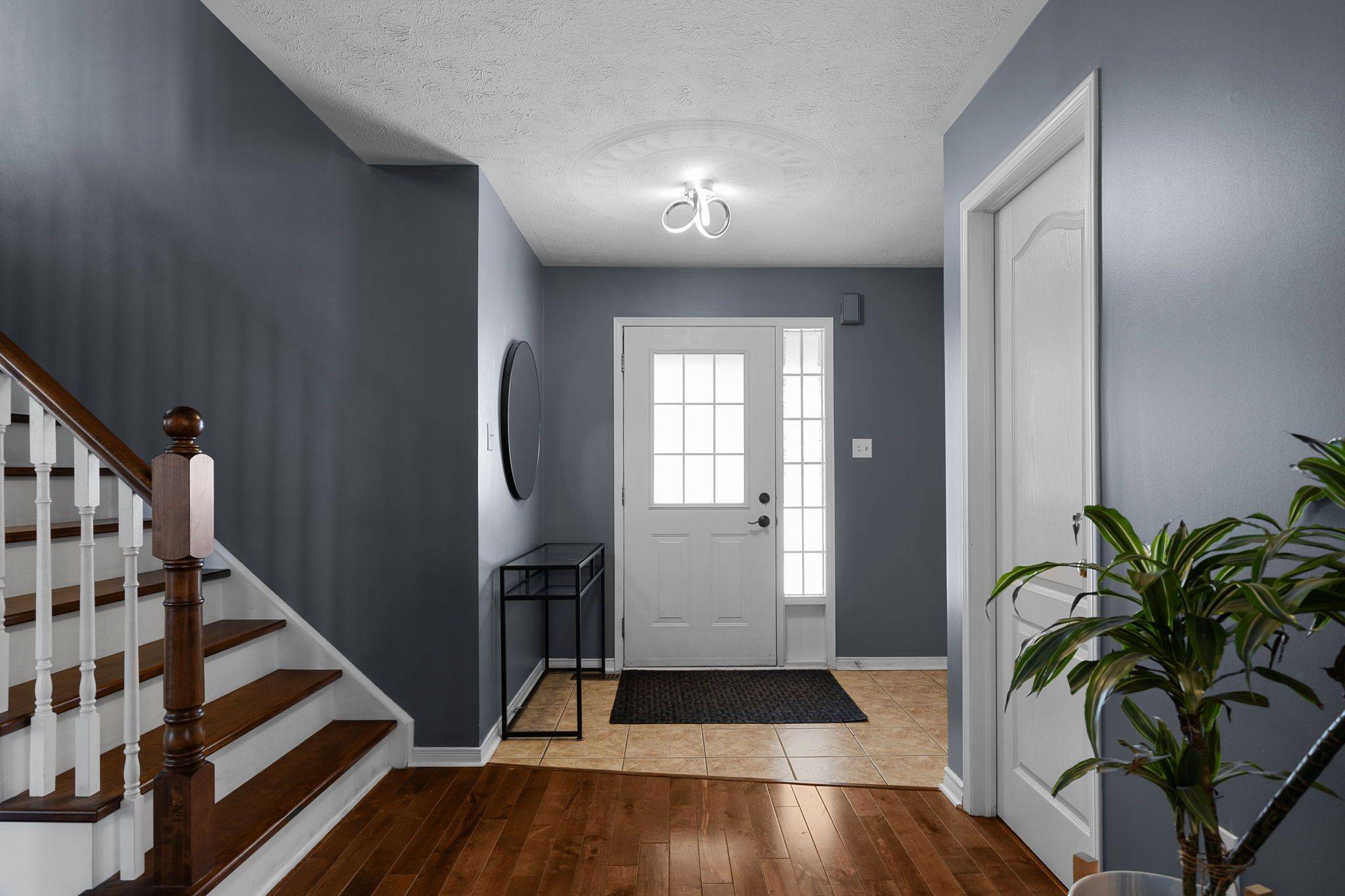 27 Vanessa DR, Orillia, ON L3V 7Y8