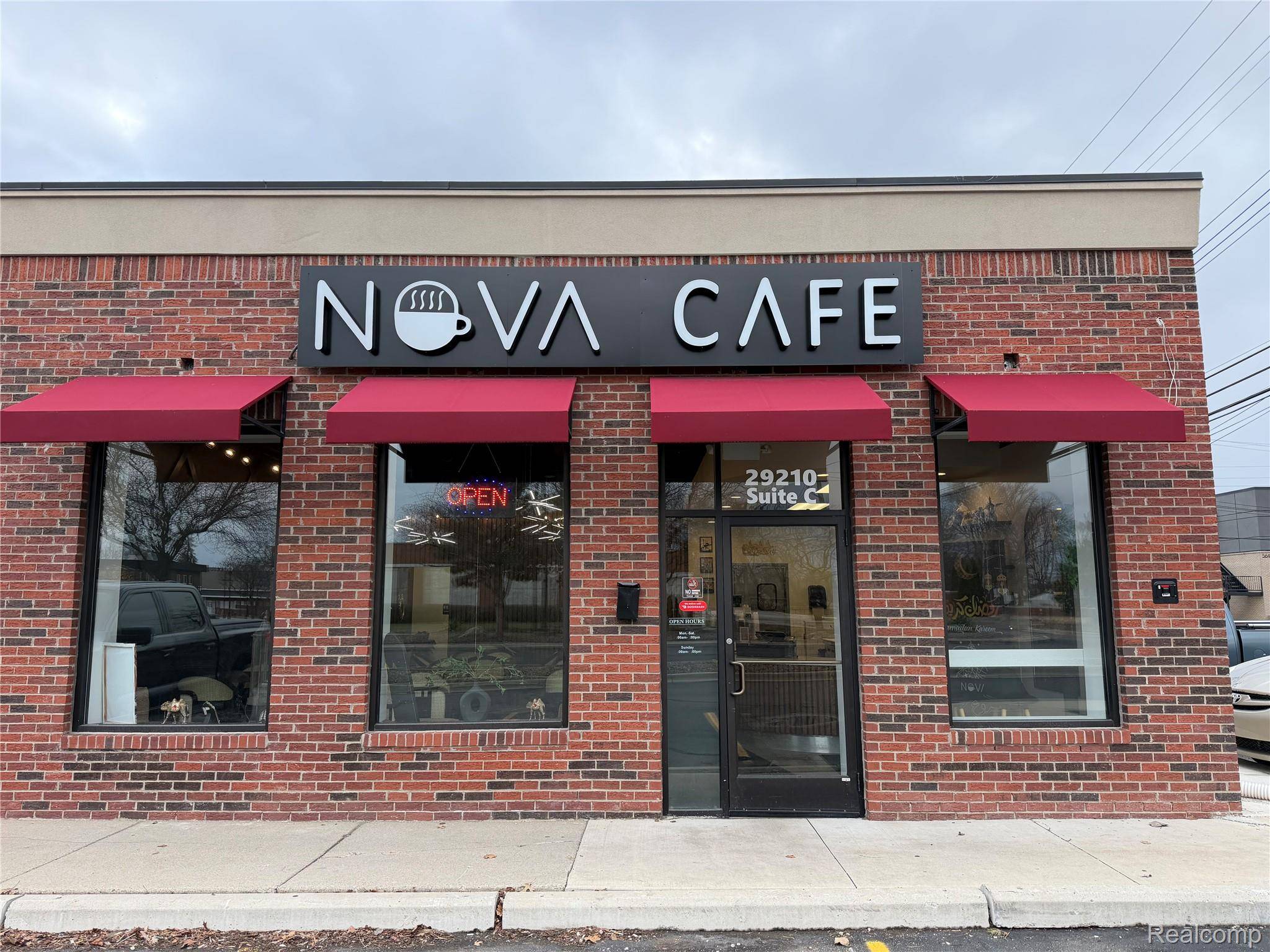 29210 Ford RD, Garden City, MI 48135