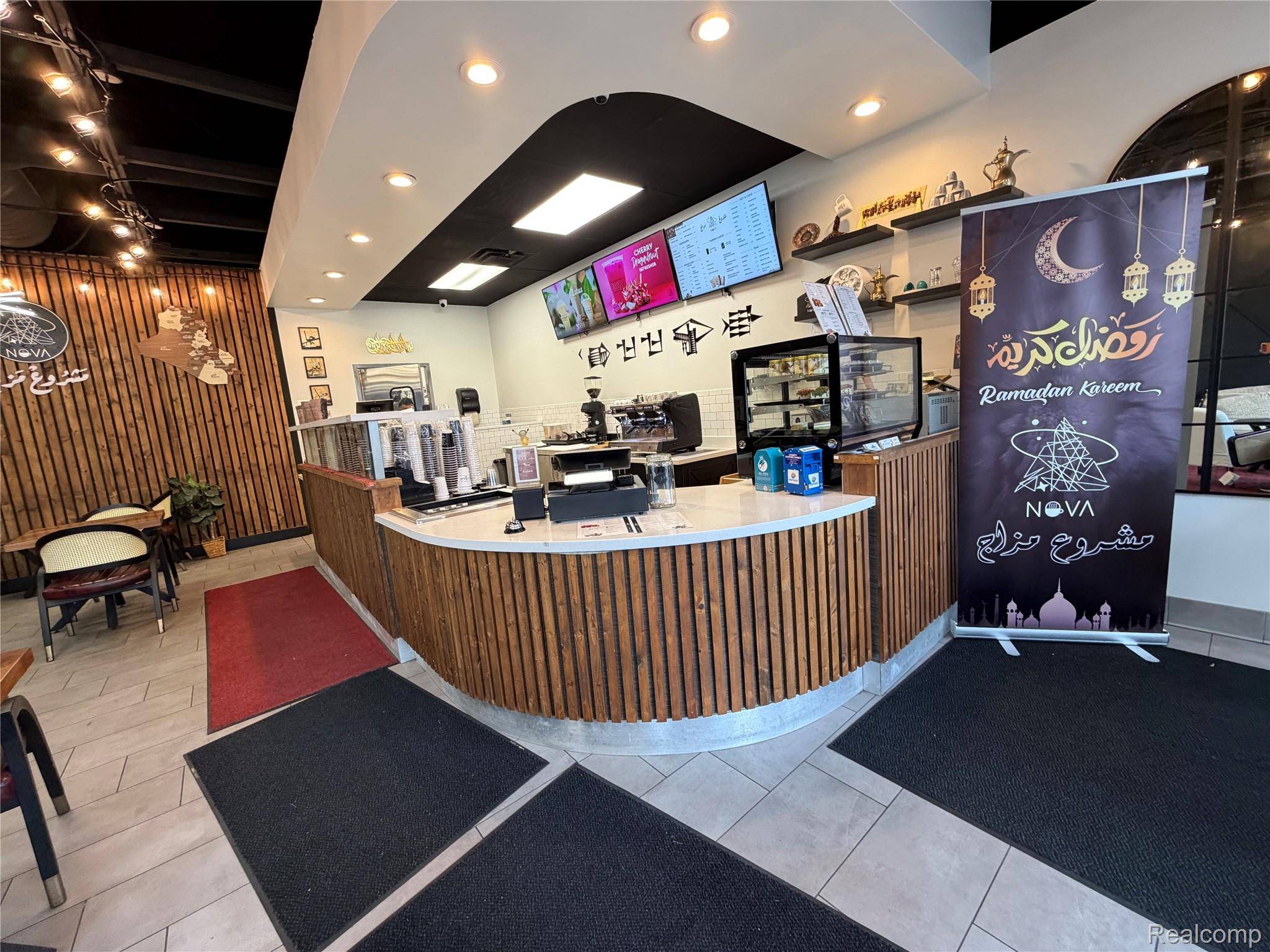 29210 Ford RD, Garden City, MI 48135