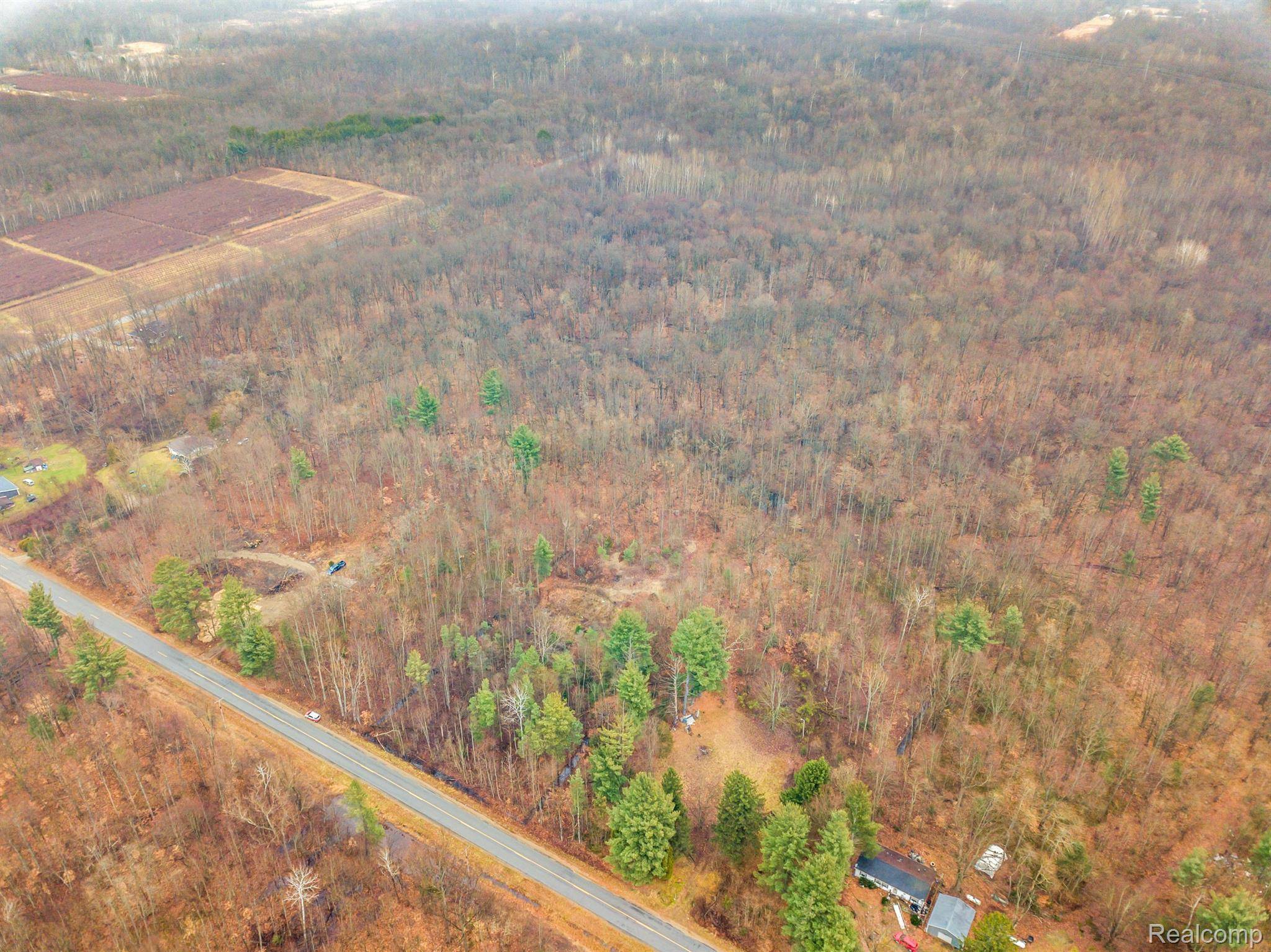 40609 76TH ST, Covert Township, MI 49043