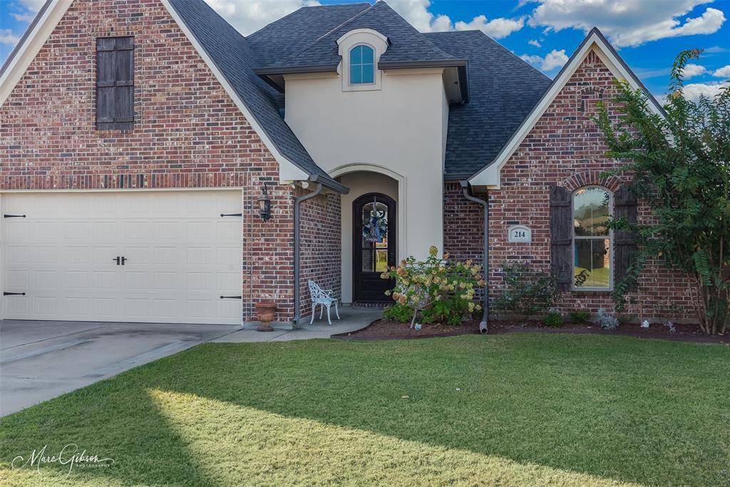 214 Roanoke Circle, Benton, LA 71006