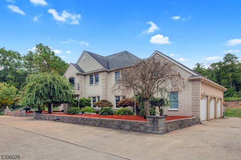 87 Walnut Valley Rd, Blairstown Twp., NJ 07832