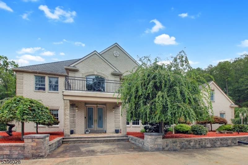 87 Walnut Valley Rd, Blairstown Twp., NJ 07832