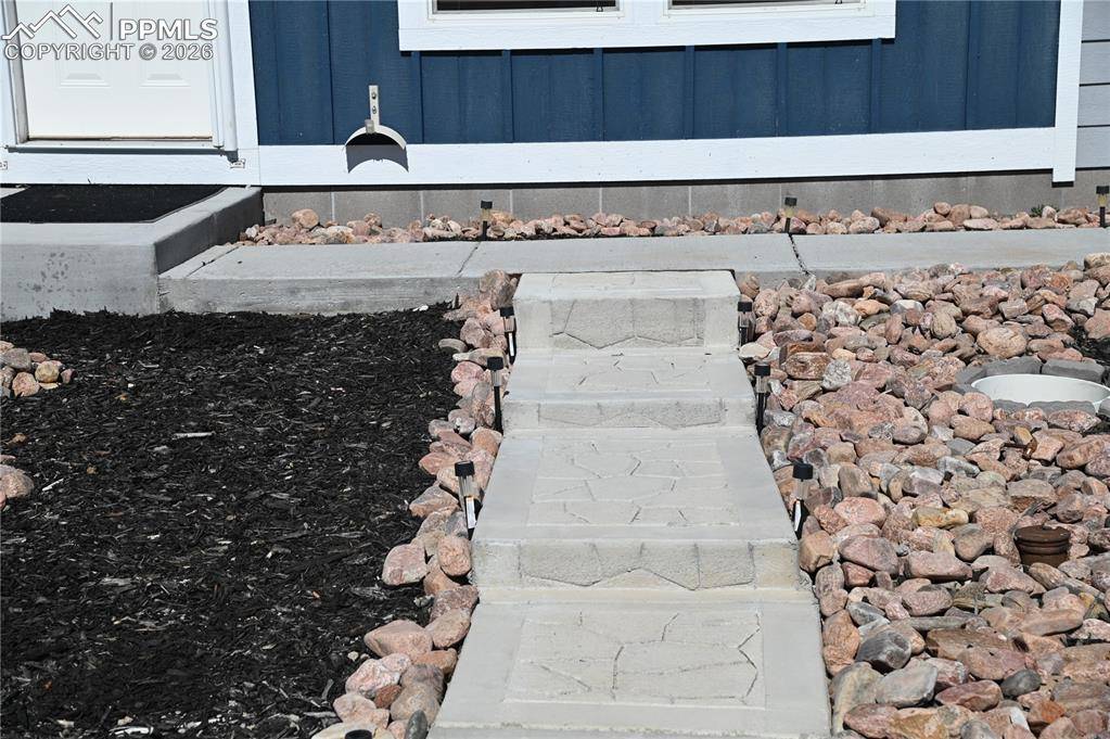 23628 Redtail DR, Colorado Springs, CO 80928