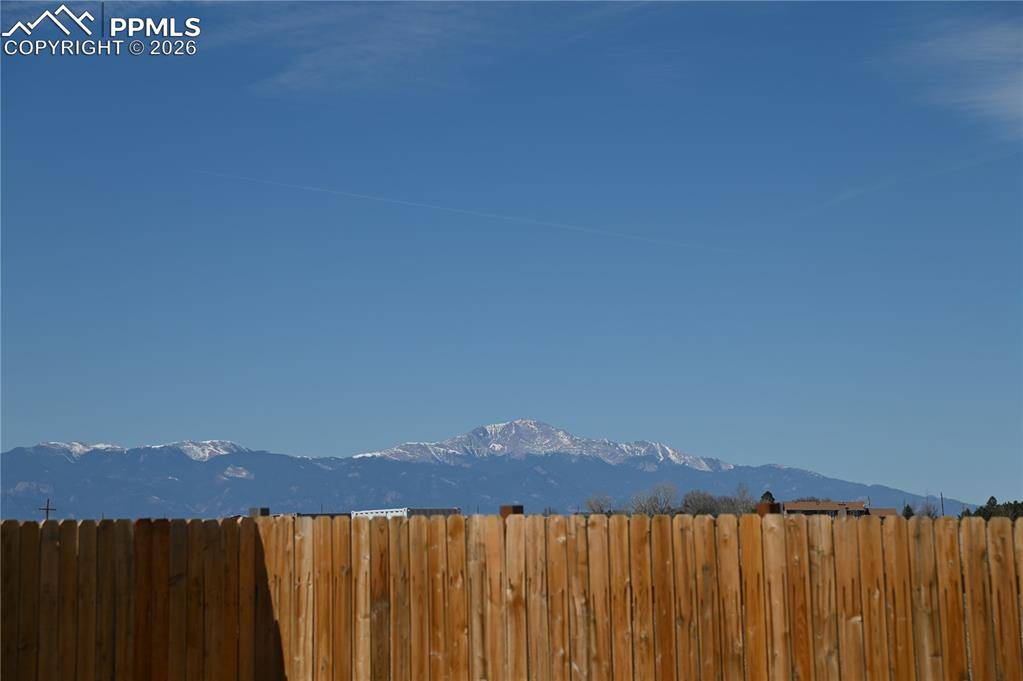 23628 Redtail DR, Colorado Springs, CO 80928
