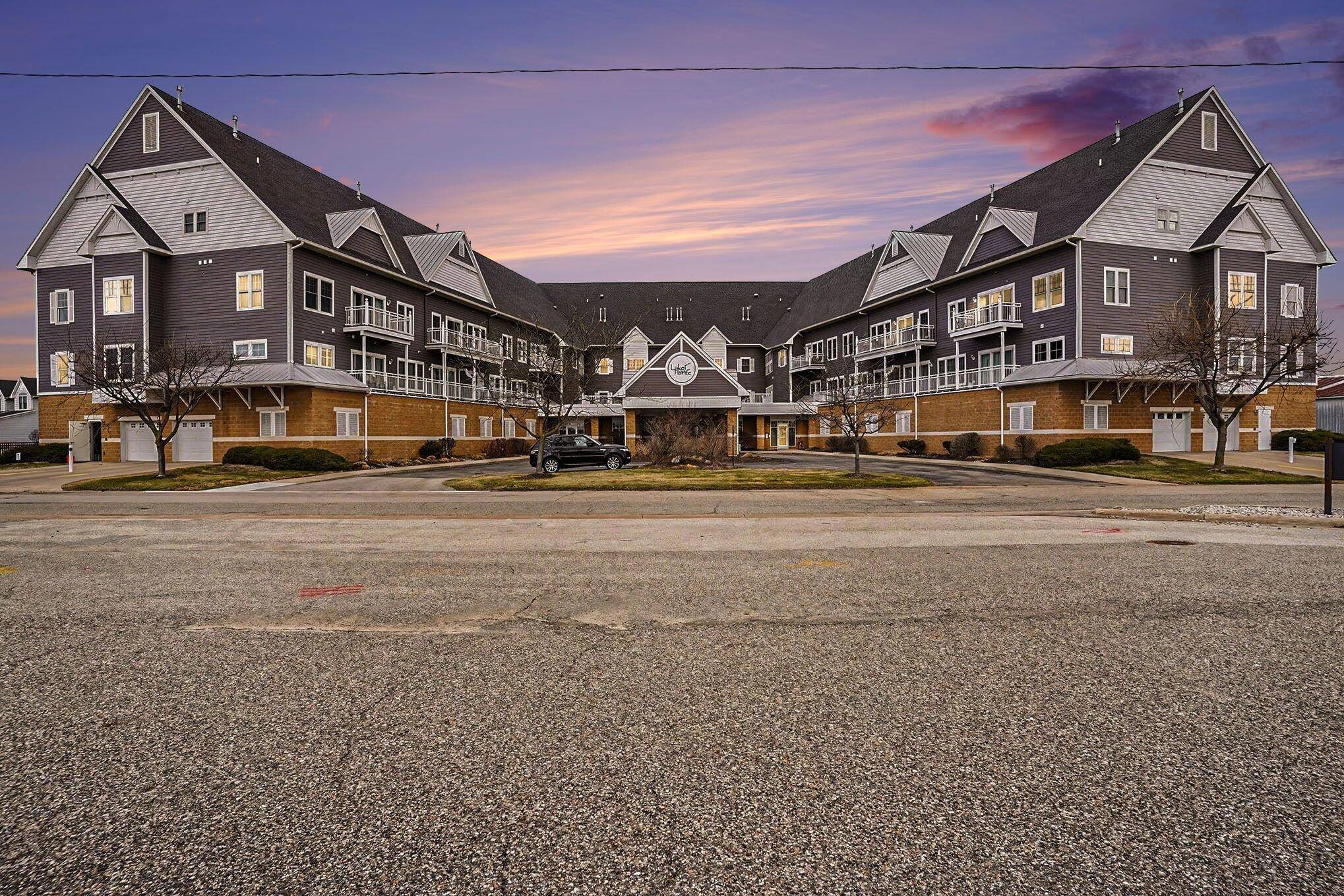 917 W Savidge ST #38, Spring Lake Vllg, MI 49456