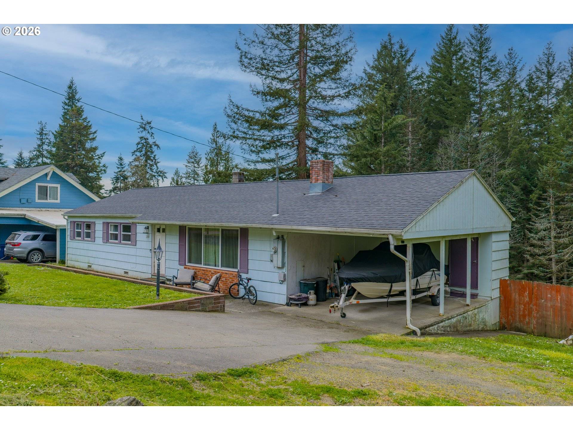 1595 N Henry ST, Coquille, OR 97423