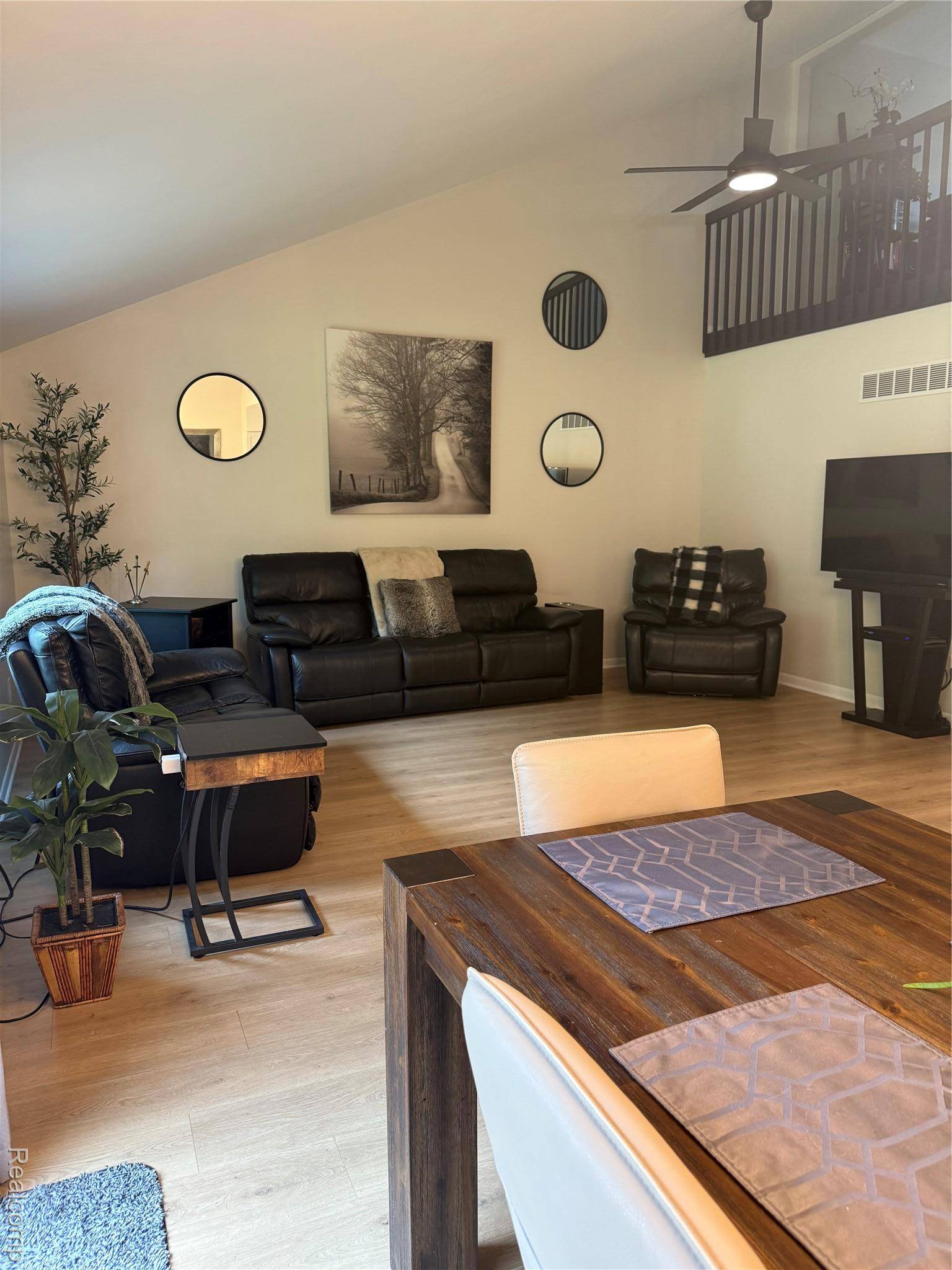 571 Park PL, Saline, MI 48176