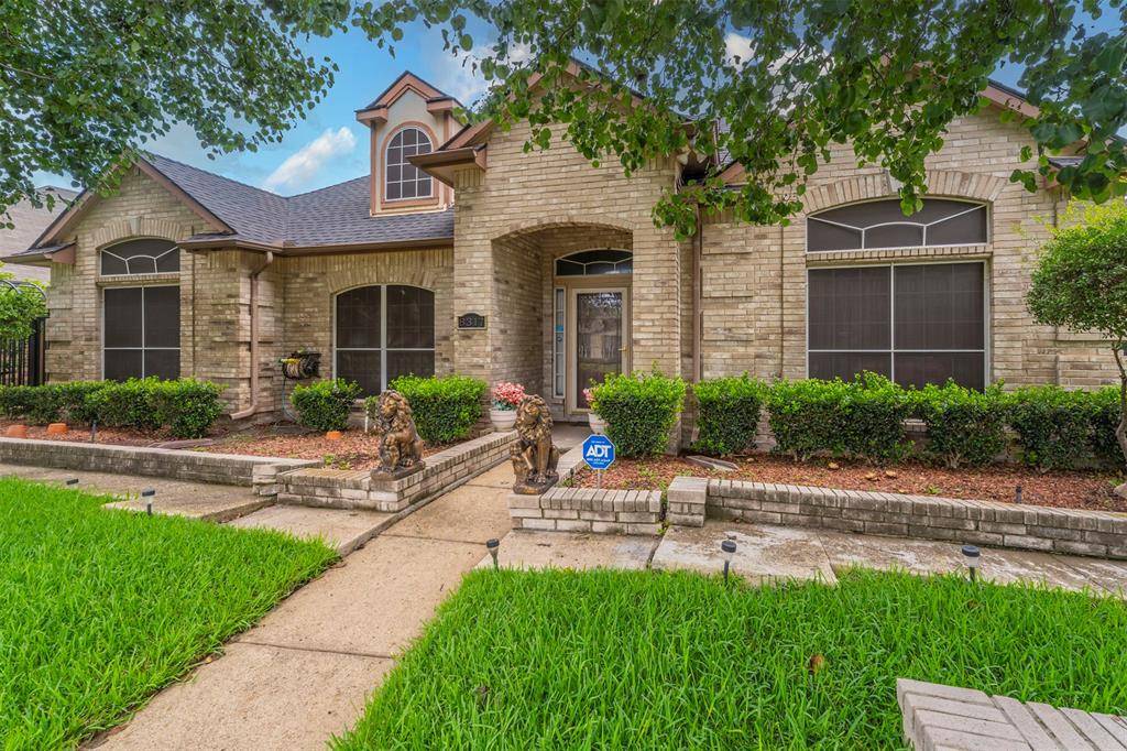 8317 Lake Bend Drive, Rowlett, TX 75088