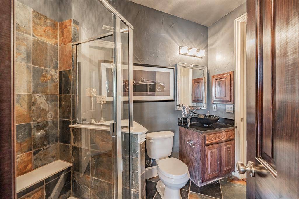 3909 Aquatic Drive, Carrollton, TX 75007