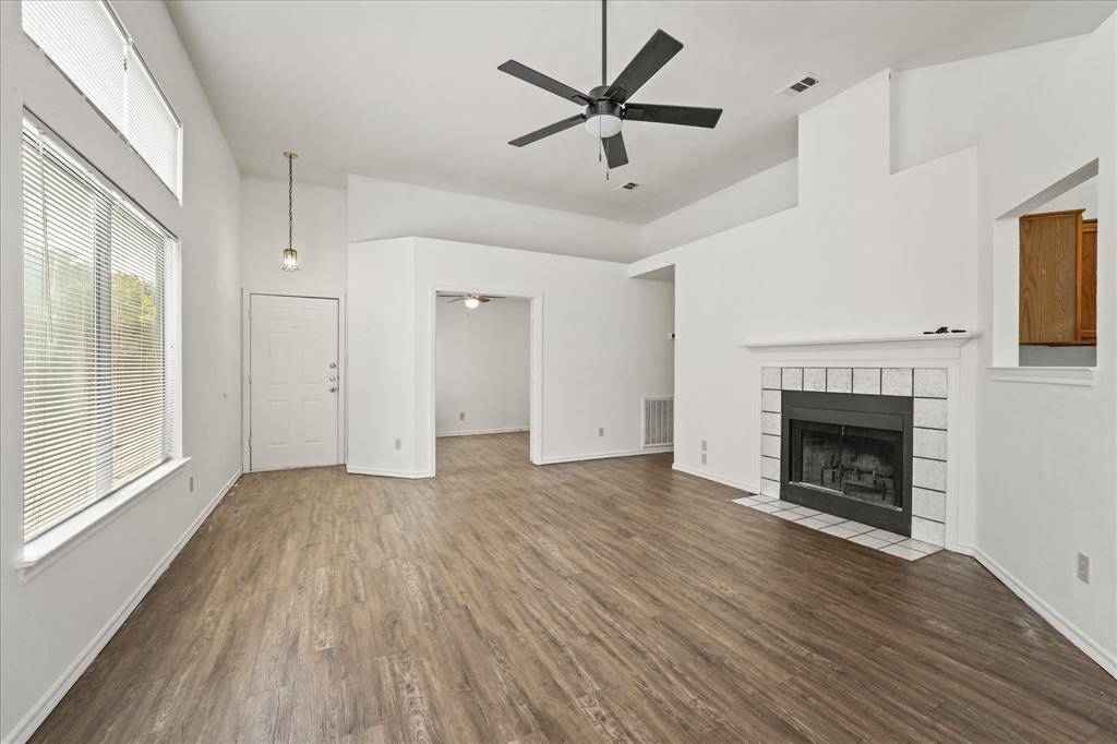 1147 Seneca Place, Lewisville, TX 75067