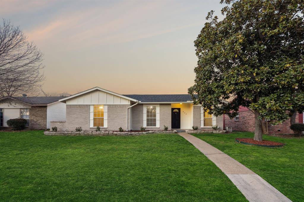 923 Roaming Road Drive, Allen, TX 75002