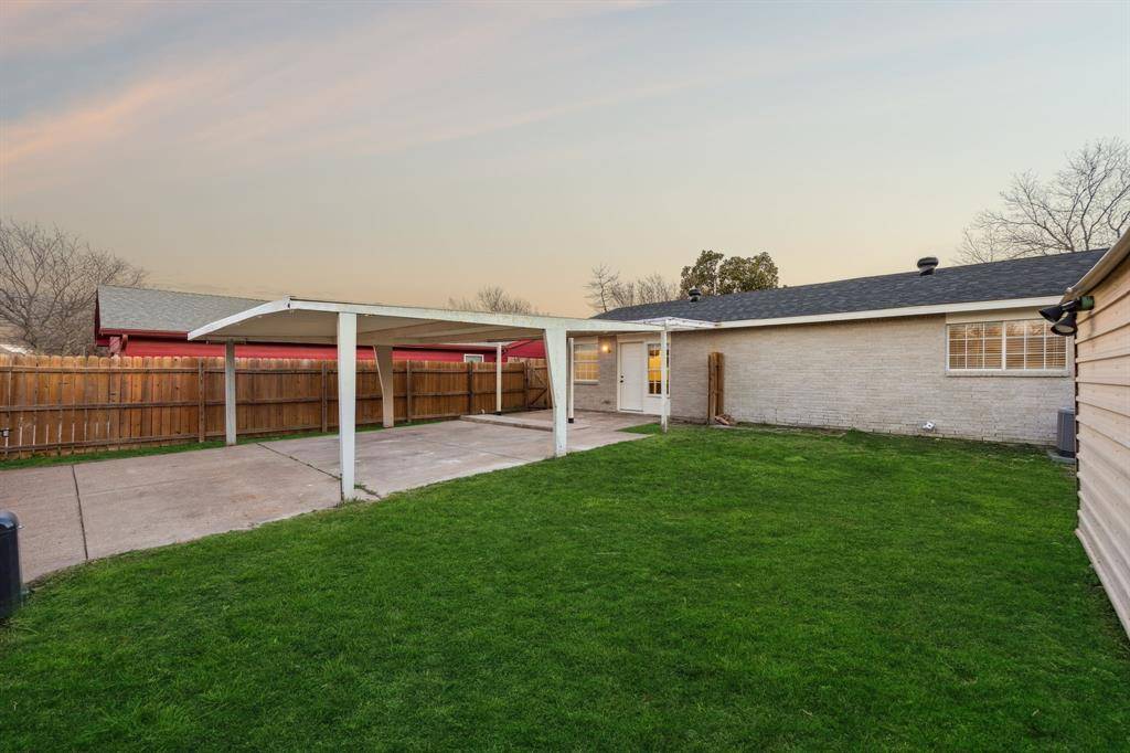 923 Roaming Road Drive, Allen, TX 75002