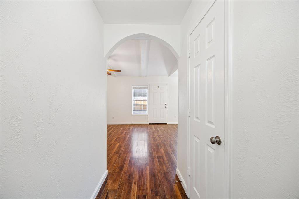 923 Roaming Road Drive, Allen, TX 75002