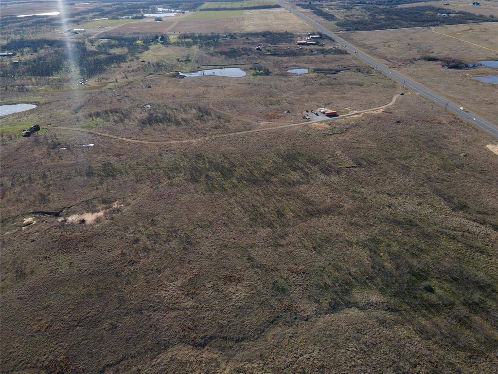 Tract 2 82 Highway, Henrietta, TX 76365