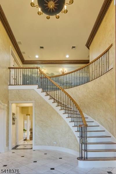 15 Michelle Way, Montville Twp., NJ 07058