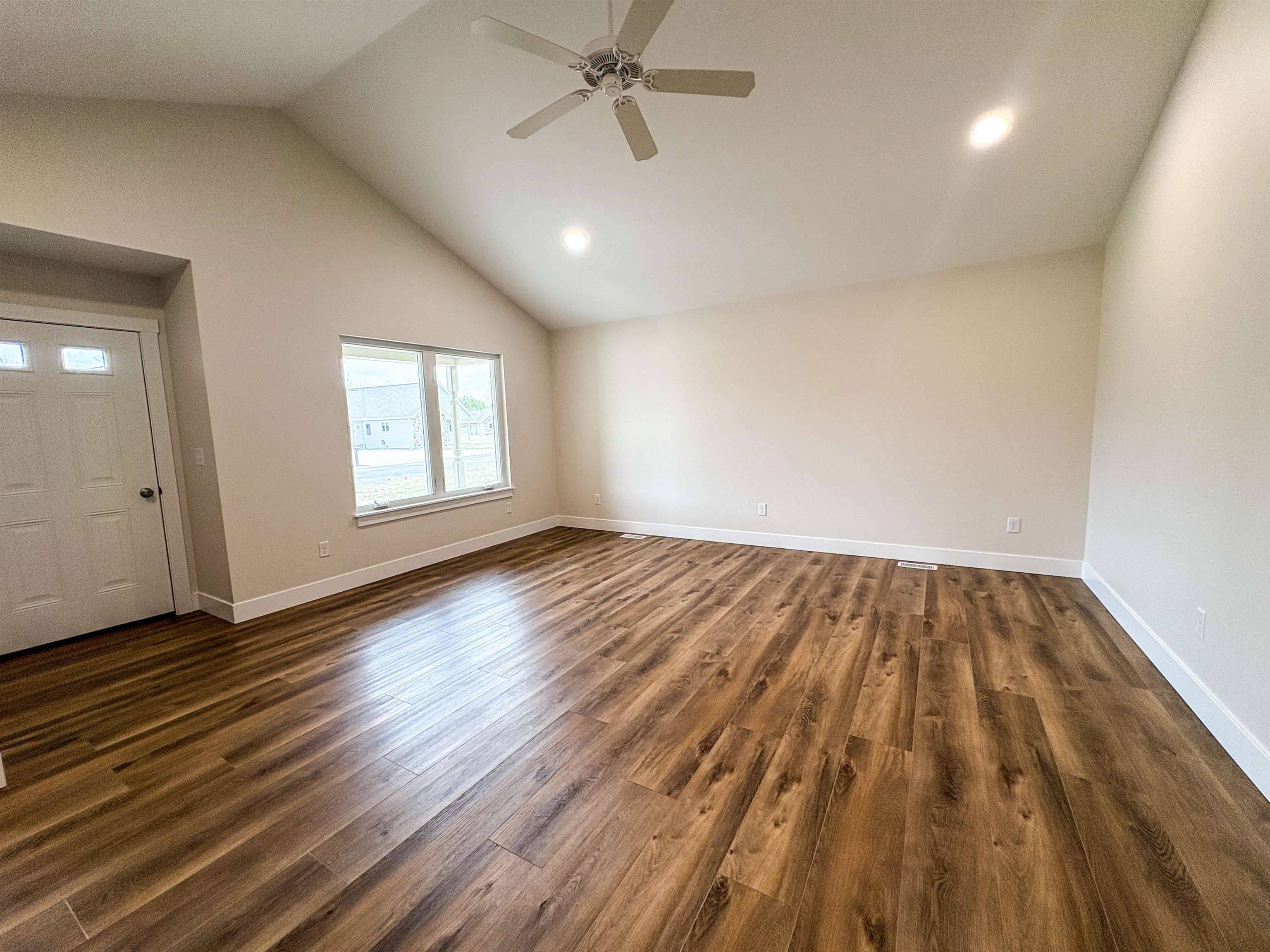 11431 Windmill PT, Vienna Twp, MI 48420