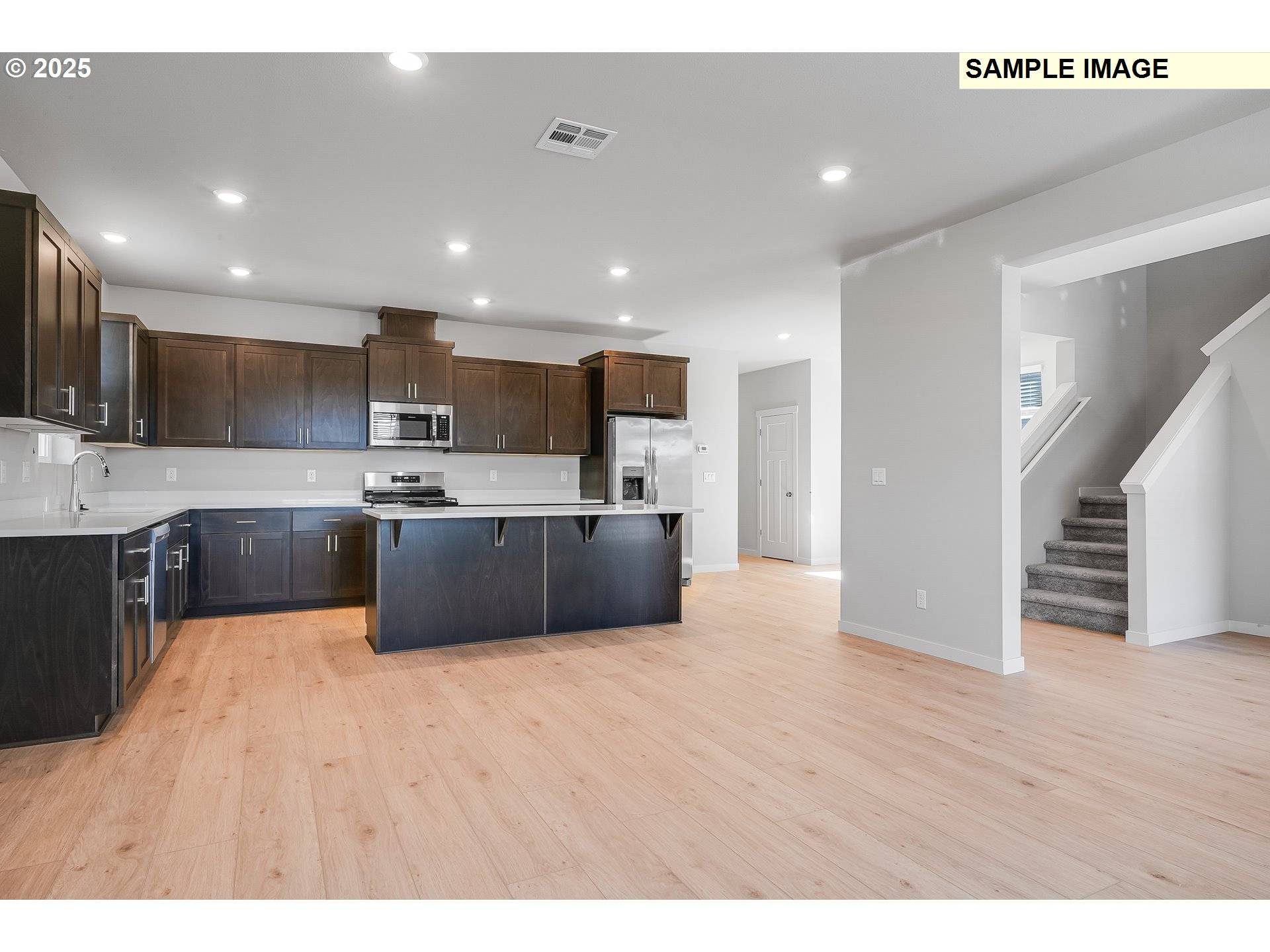 1036 Legacy ST, Eugene, OR 97402