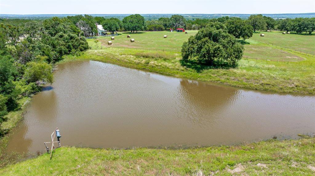1340 County Road 189, Jonesboro, TX 76538