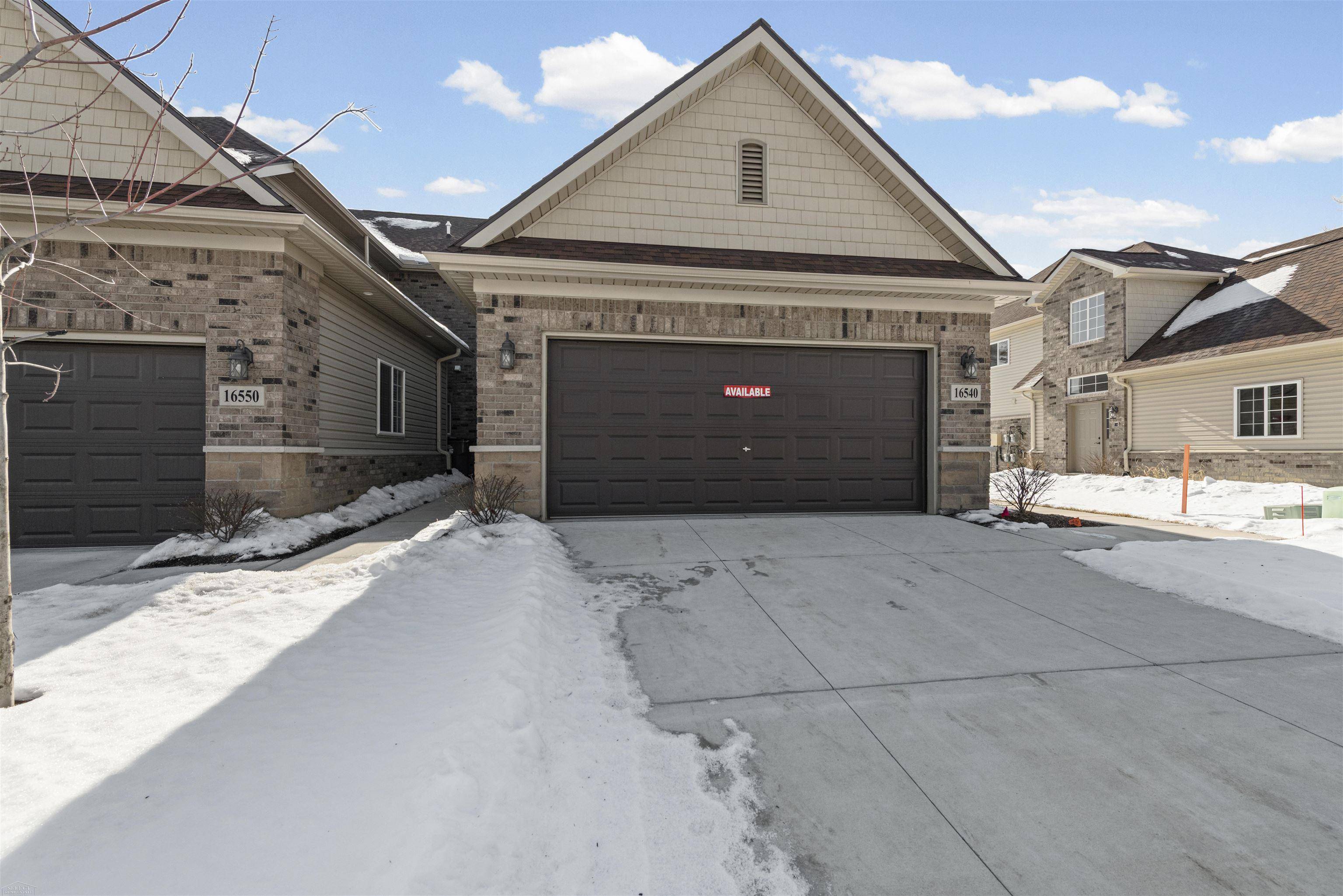 16540 Savor LN, Clinton Twp, MI 48035