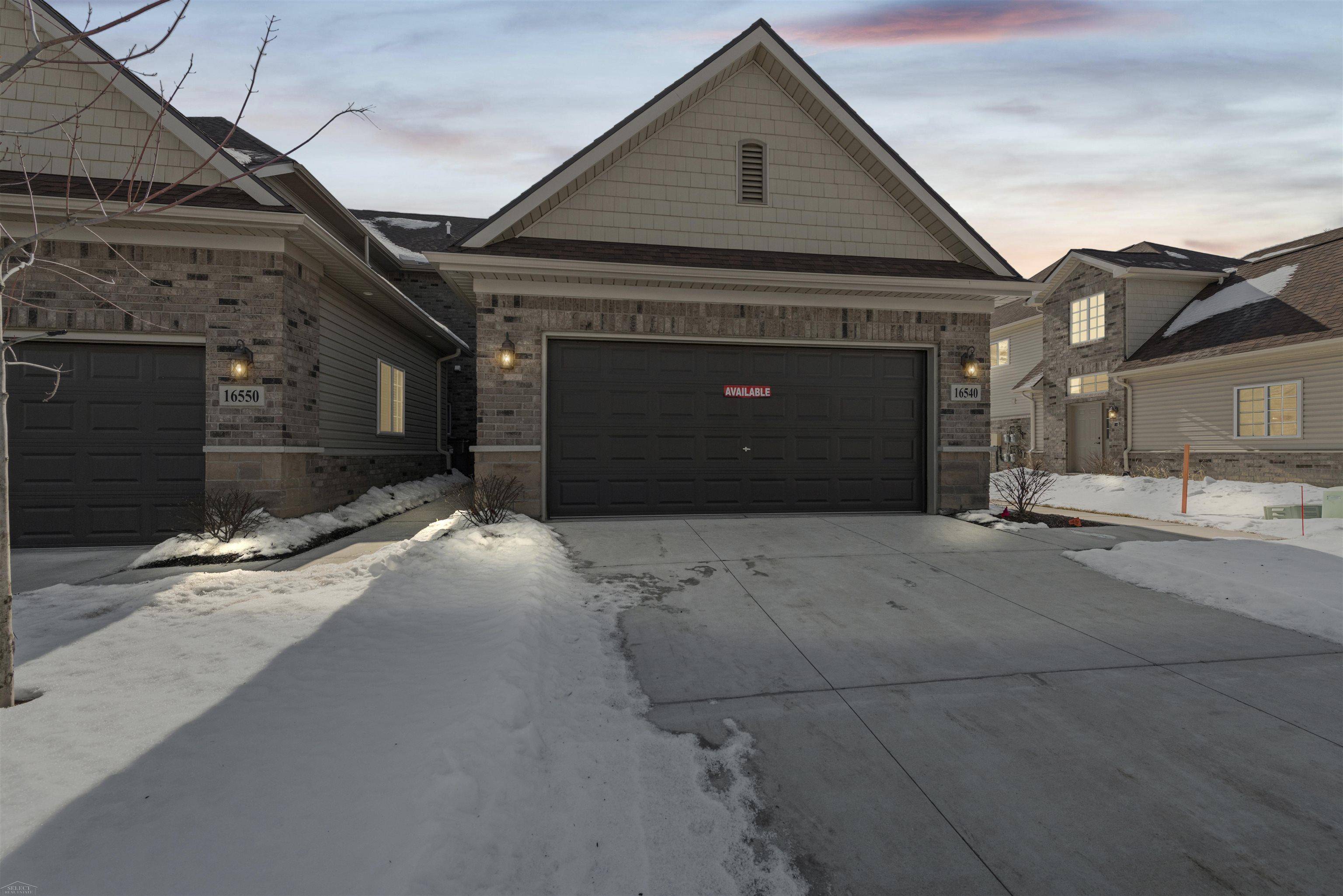 16540 Savor LN, Clinton Twp, MI 48035