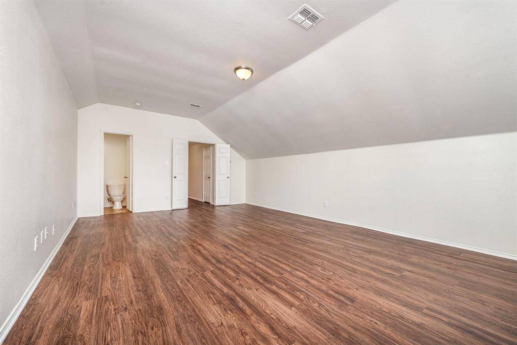 508 Maplewood Drive, Fate, TX 75087