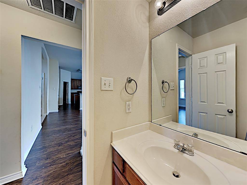 4408 Fox Meadows Lane, Mansfield, TX 76063