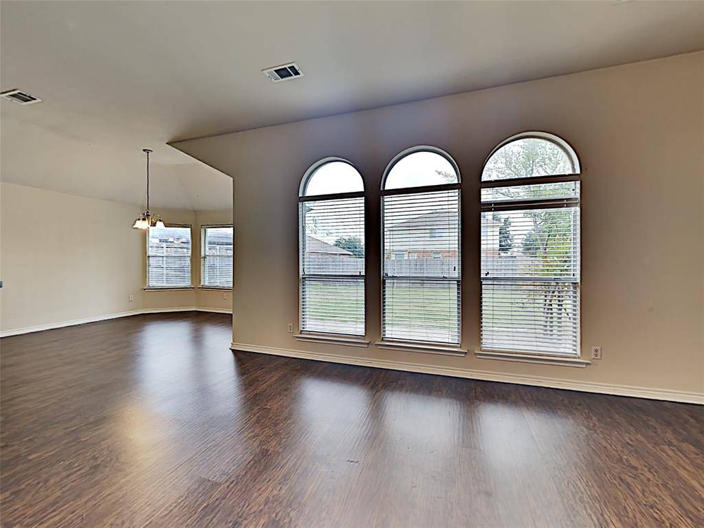 4408 Fox Meadows Lane, Mansfield, TX 76063