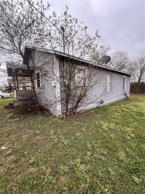 206 3rd Street, Hillsboro, TX 76645