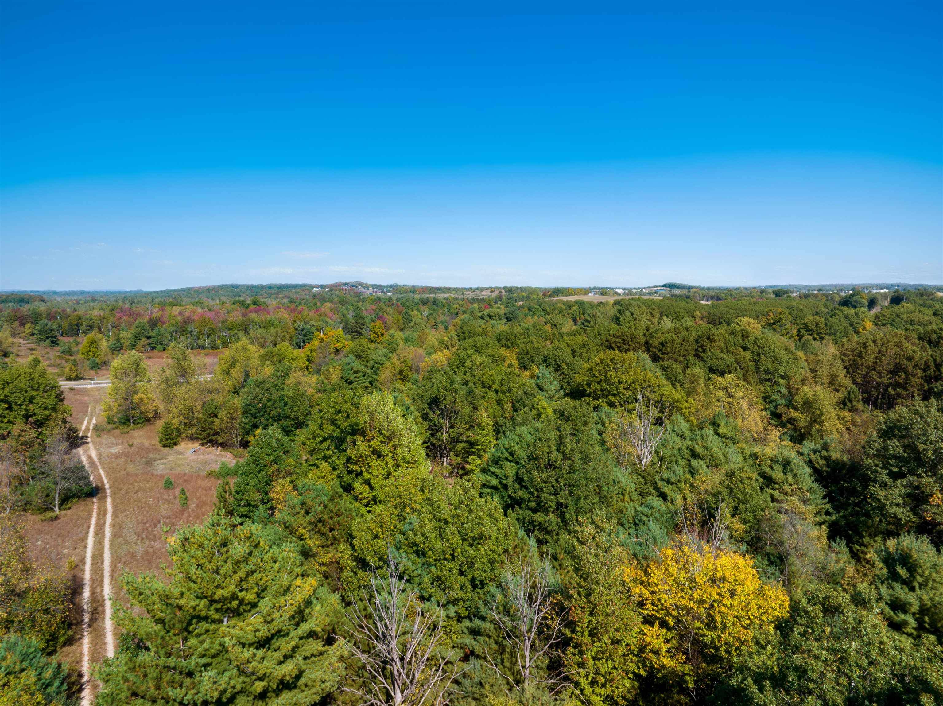 00 Bunker Hill RD, Acme Twp, MI 49690