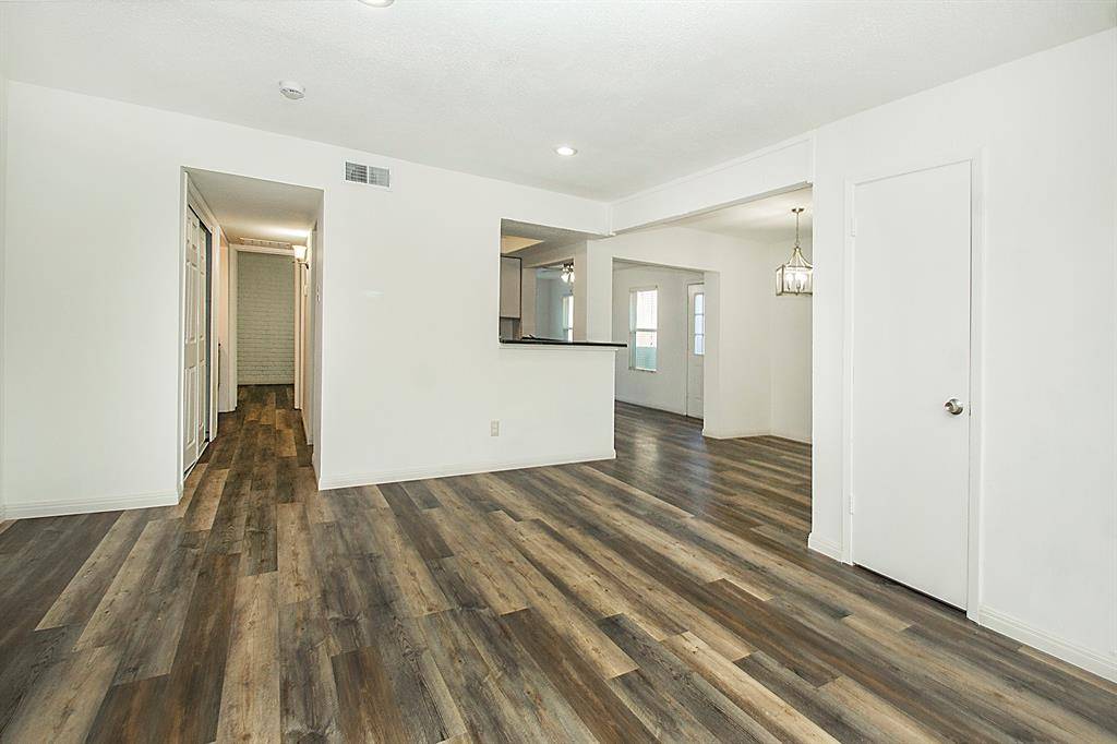 2611 Via Cordova, Carrollton, TX 75006