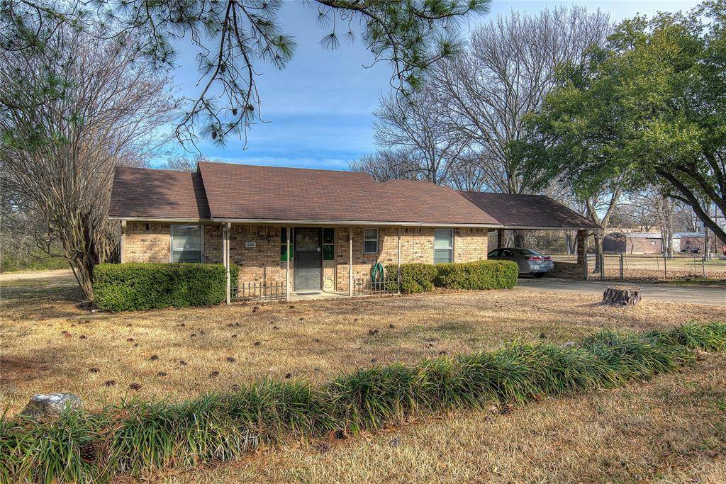 204 Garrett Avenue, East Tawakoni, TX 75472