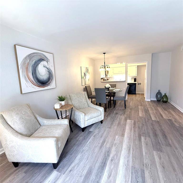 5323 Fleetwood Oaks Avenue #256, Dallas, TX 75235
