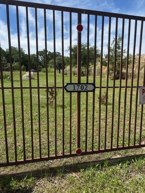 1702 Seale Street, Dallas, TX 75208