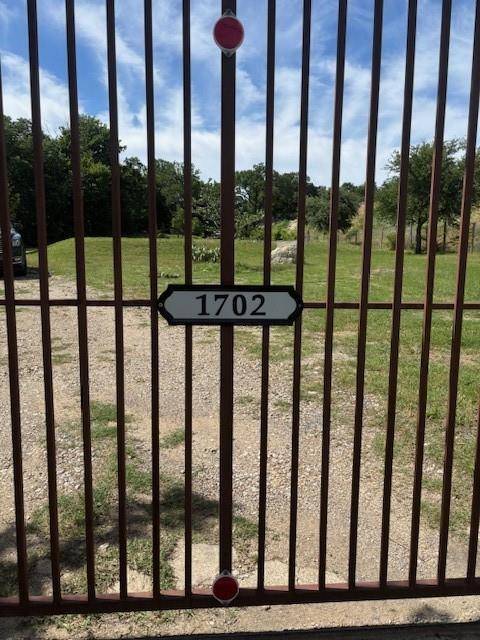 1702 Seale Street, Dallas, TX 75208