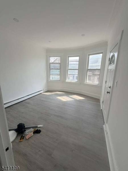 97 N 4Th St #2A, Paterson City, NJ 07522