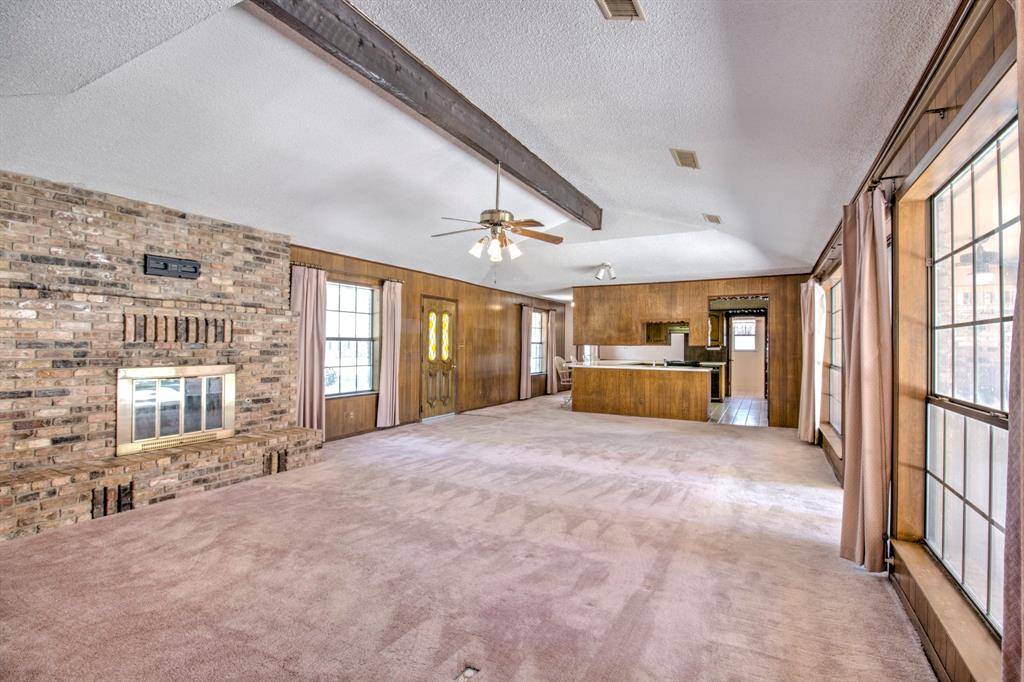 504 S Kirby Street, Pilot Point, TX 76258