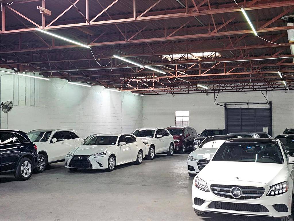 163 Pittsburg Street #Suite B, Dallas, TX 75207