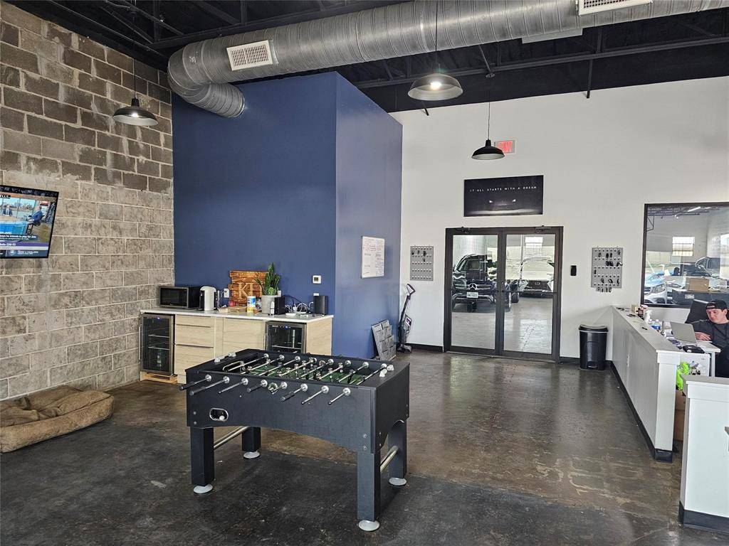 163 Pittsburg Street #Suite B, Dallas, TX 75207