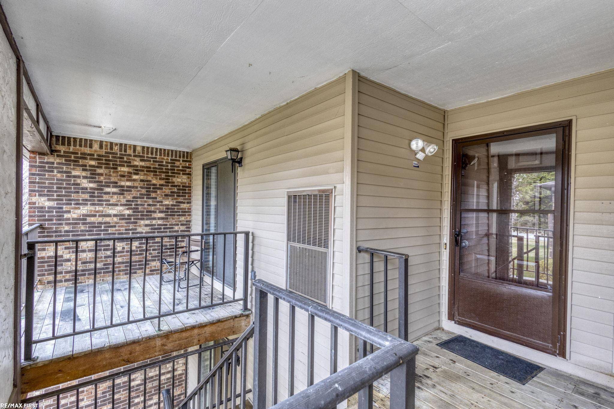 29846 Utica RD, Roseville, MI 48066