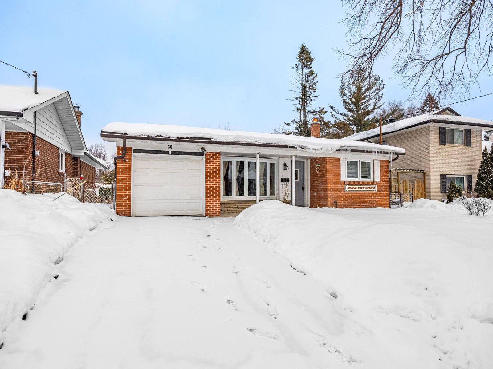 30 Six Nations AVE, Toronto E09, ON M1H 1R5