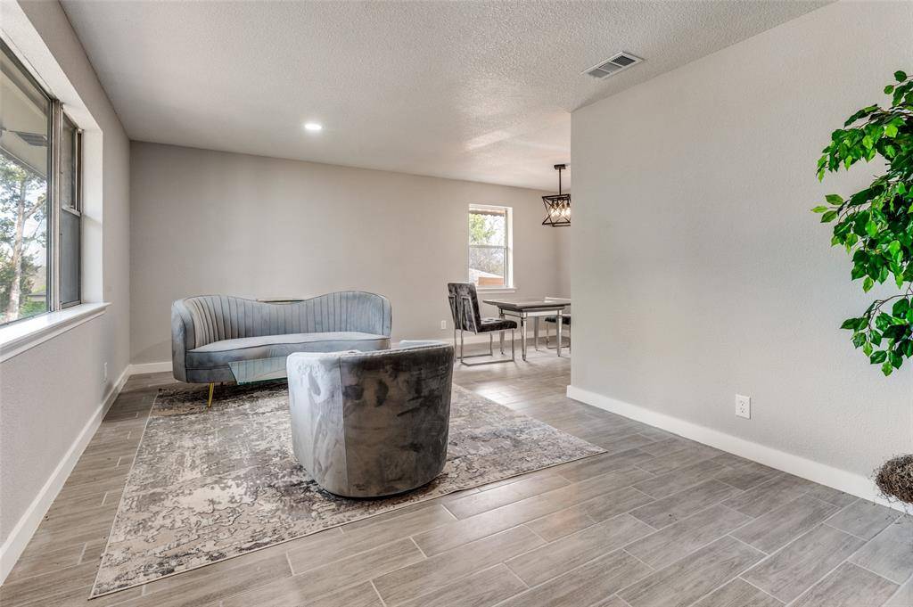 1287 Whispering Trail, Dallas, TX 75241