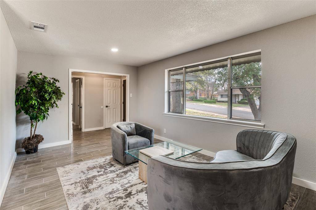 1287 Whispering Trail, Dallas, TX 75241