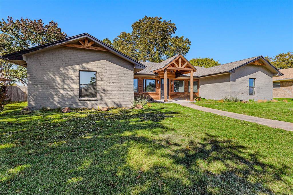 1301 Pecan Valley Drive, Garland, TX 75043