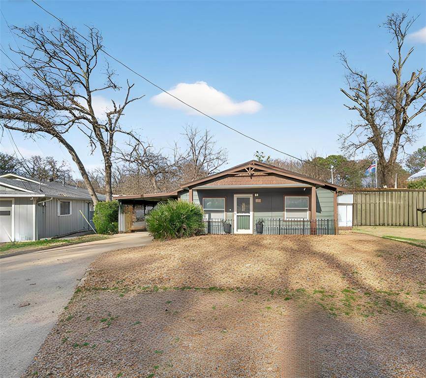 208 Harbor Drive, Gun Barrel City, TX 75156