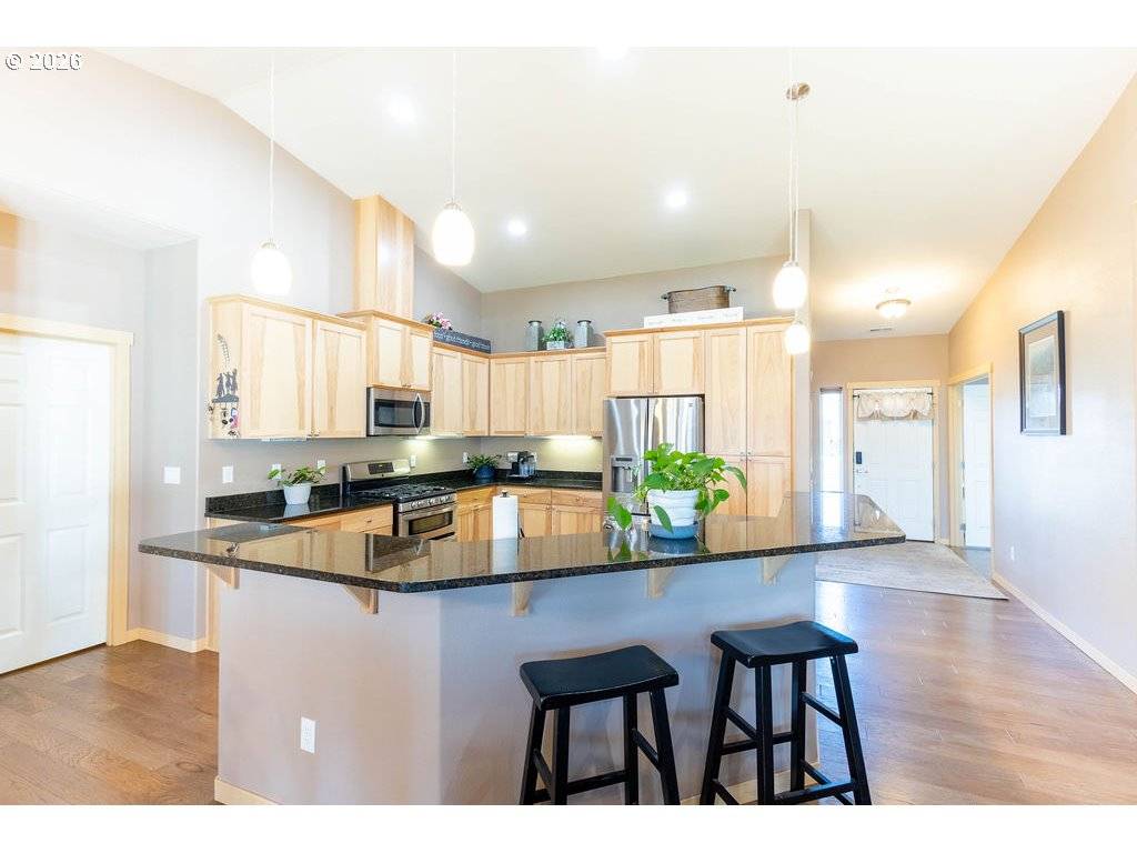 10503 I AVE, Island City, OR 97850