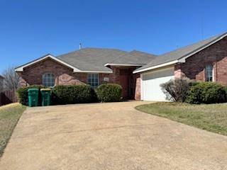 803 Parkside Drive, Cedar Hill, TX 75104