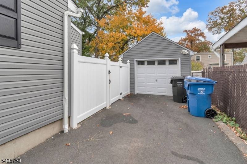 34 Chase Ave, Woodbridge Twp., NJ 07001