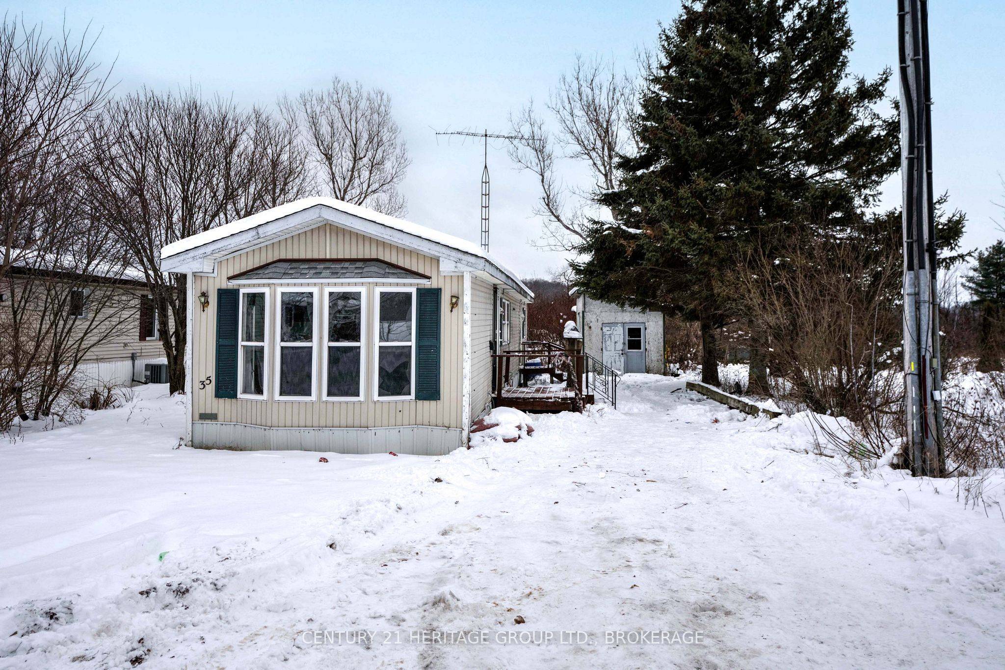 227 Big Hill RD #35, Leeds And The Thousand Islands, ON K0H 2N0