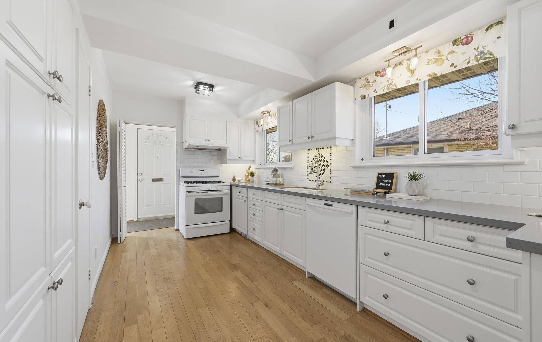 114 Rochman BLVD, Toronto E09, ON M1H 1S2